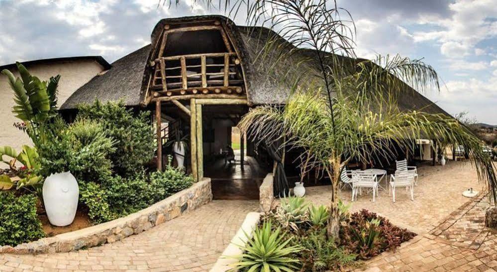Etotongwe Lodge Outjo Zewnętrze zdjęcie