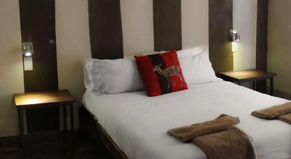 Etotongwe Lodge Outjo Zewnętrze zdjęcie